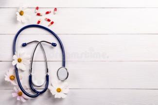 ромашки и стетоскоп